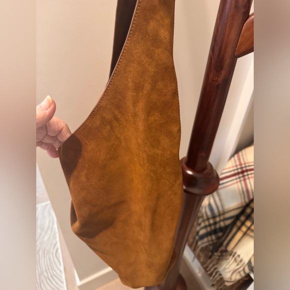 Quince Italian Suede Slouchy Shoulder Bag Brown NEW In Dust Bag Size Medium - Picture 10 of 11